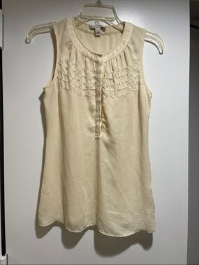 Banana Republic Sleeveless Cream Eyelet Yoke Blouse